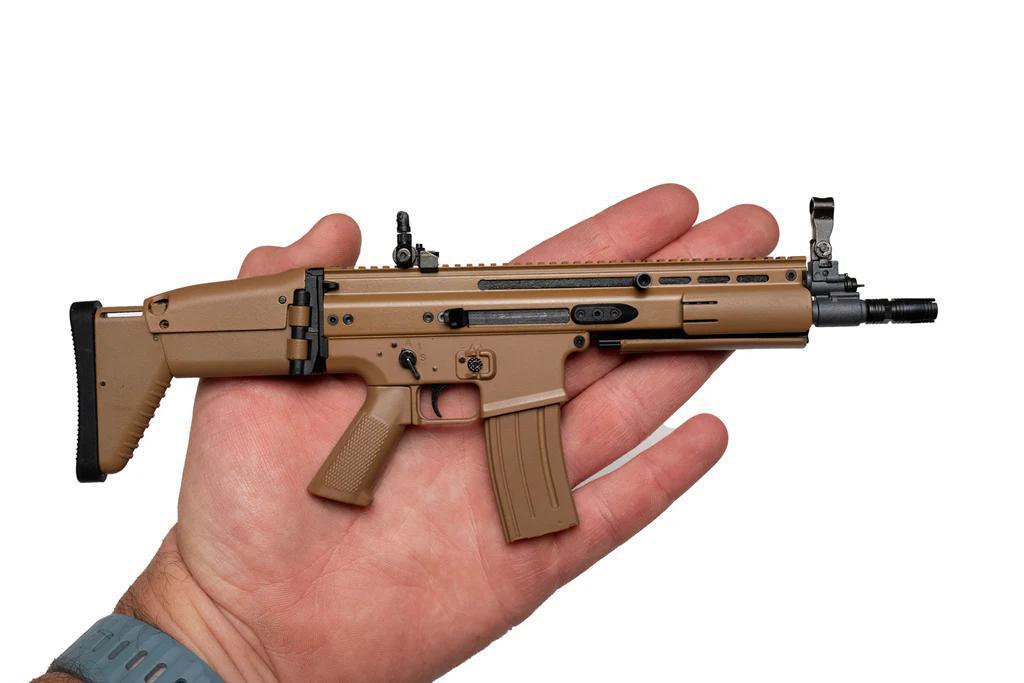 Goat Gun FN SCAR-L P90 Color: Brown