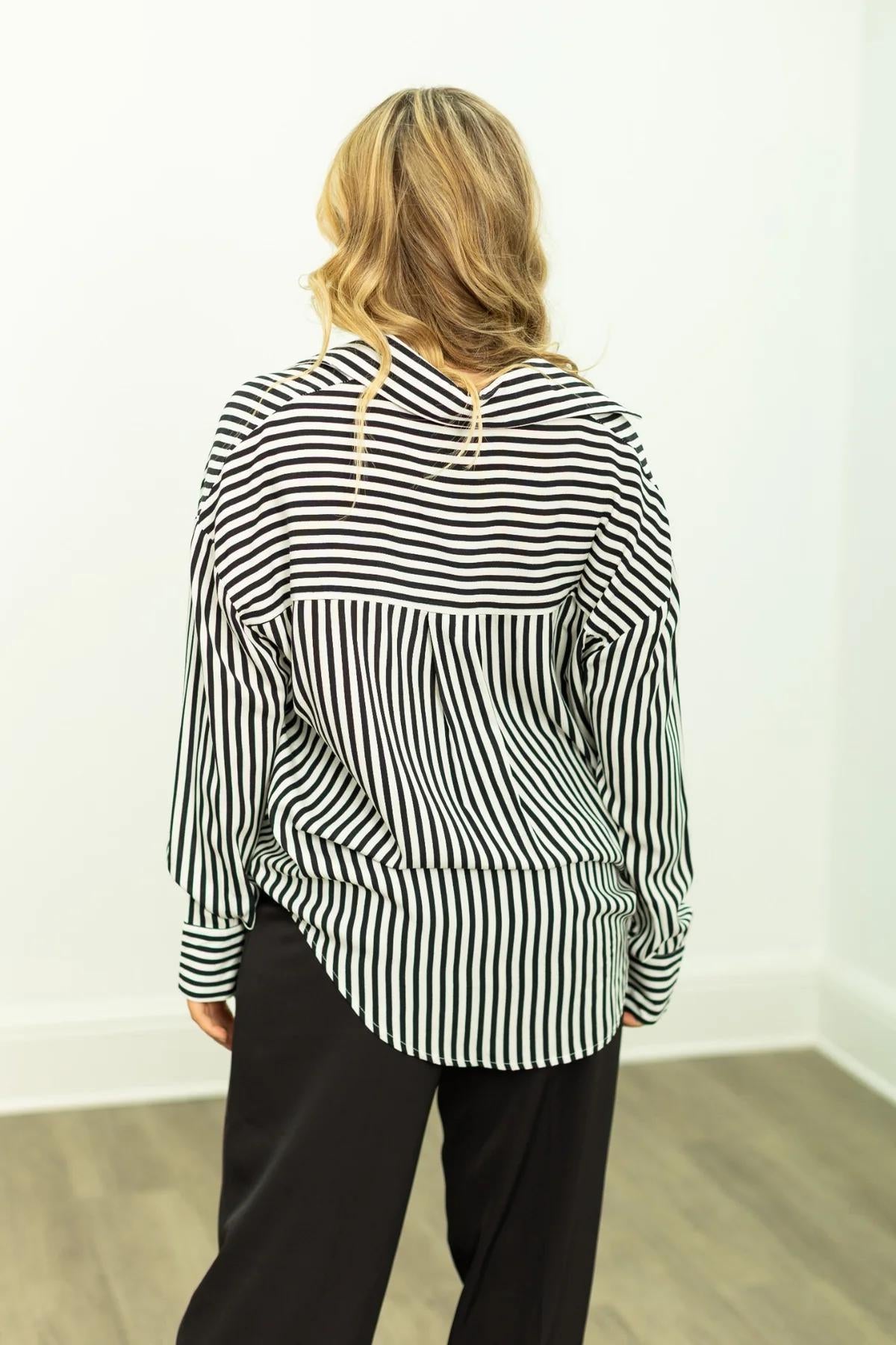 G&E Kathryn Classic Button-Up, Black Stripes
