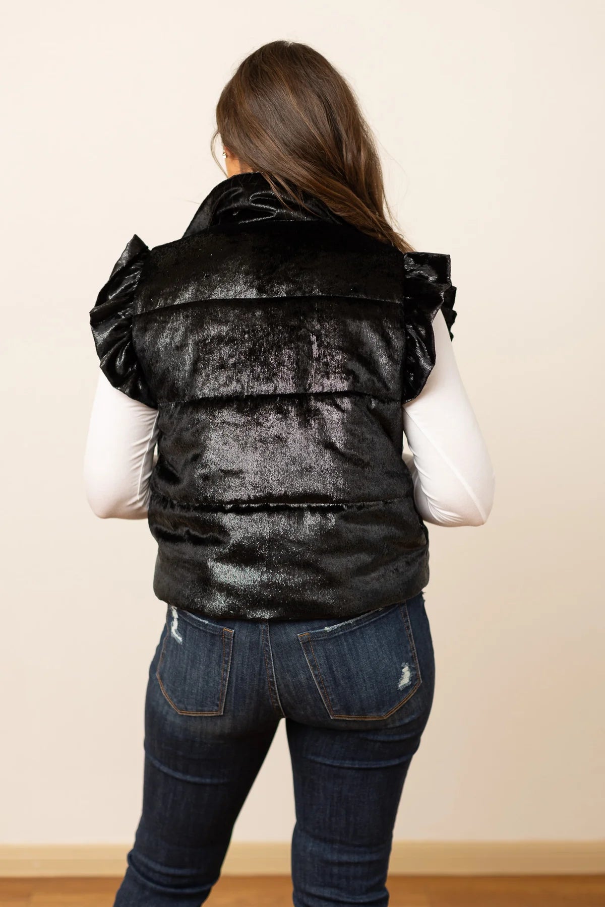 BLACK SHIMMER RUFFLE SLEEVE PUFFER VEST