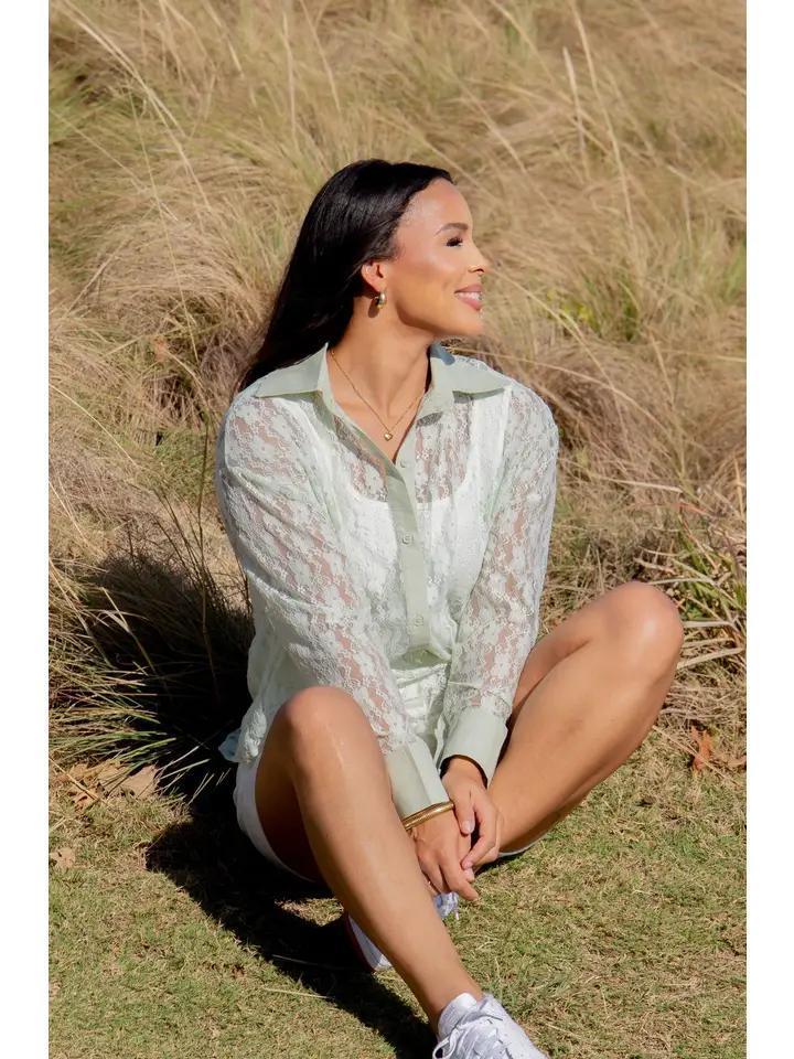 G & E Kathryn Classic Button Up Lace