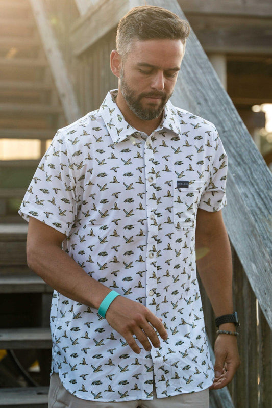 PERFORMANCE BUTTON UP - Ducks